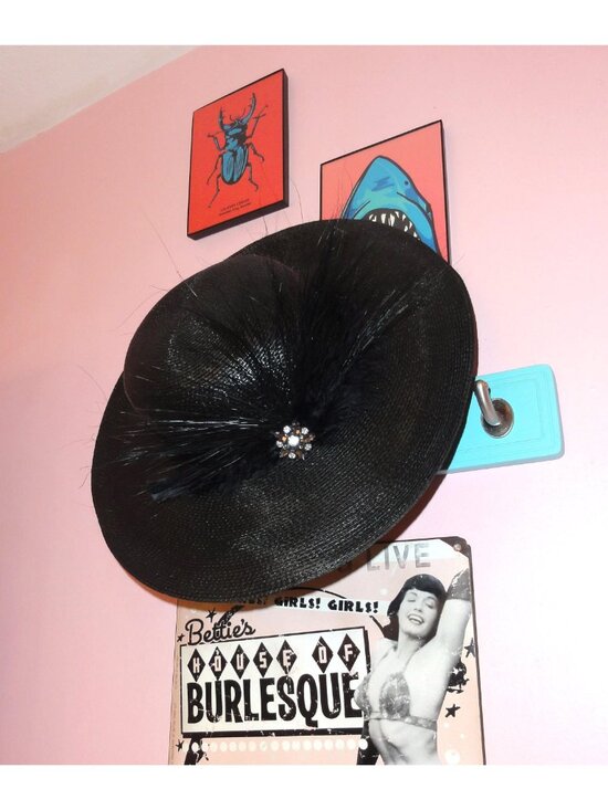Vintage Black Church Hat w/ Feathers & Rhinestone Brooch Kentucky Derby goth